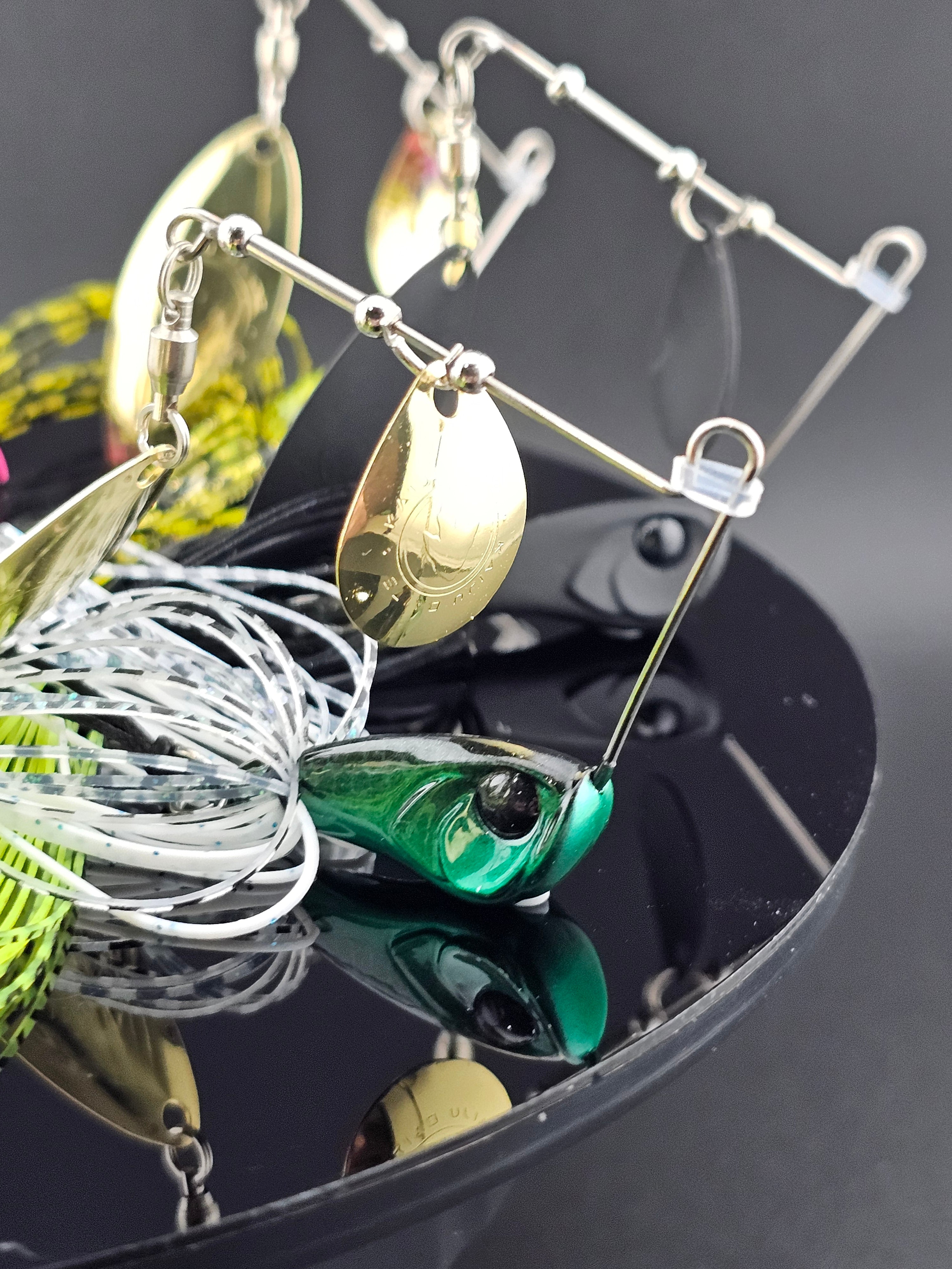 Monsoon Spinner